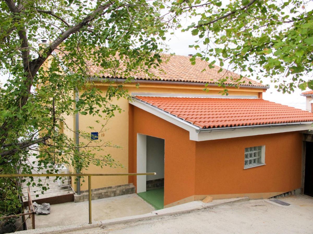 Tajana - Snj110 By Interhome *